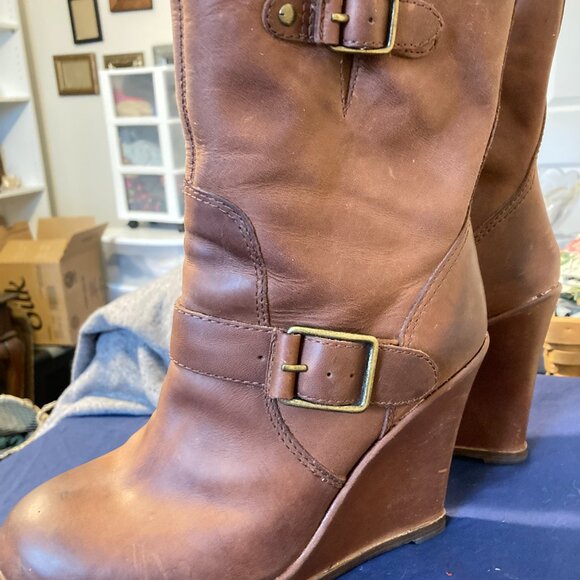 Lucky Brand Distressed Leather Wedge Heel Boots Women’s 7/7.5 – Caramel Leather - Picture 3 of 11